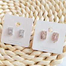 Load image into Gallery viewer, Vertical Rectangular Zirconia Earrings